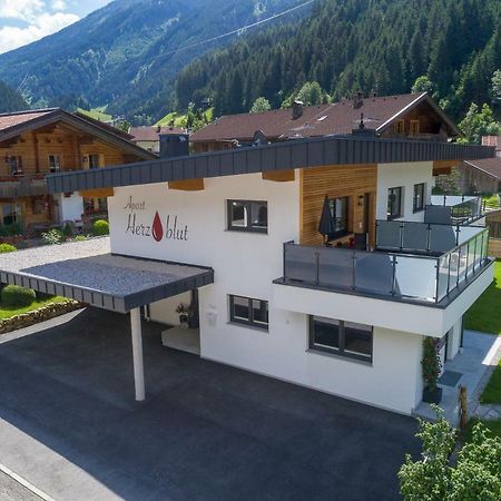 Apart Herzblut Mayrhofen Exterior foto